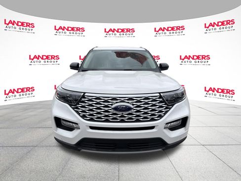 Certified 2022 Ford Explorer Platinum w/ Equipment Group 601A image 8