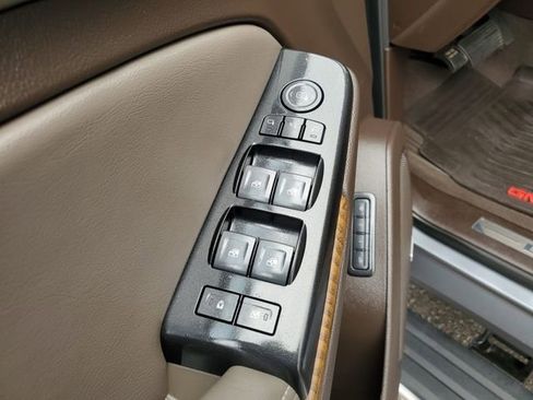 Used 2020 GMC Yukon Denali w/ Denali Ultimate Package image 17