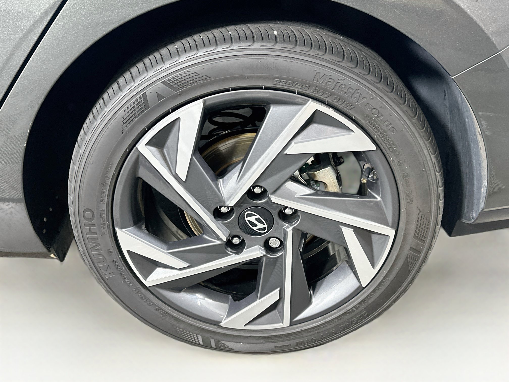 Used 2024 Hyundai Elantra SEL w/ Convenience Package FWD image 11