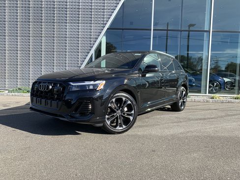 New 2026 Audi Q7 3.0T Premium Plus AWD/4WD image 1