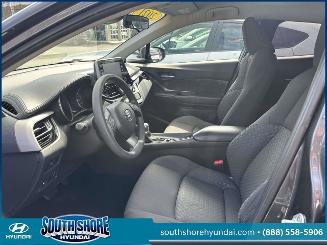 Used 2021 Toyota C-HR LE FWD image 16
