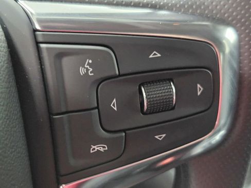 Used 2026 Chevrolet Blazer LT FWD image 32