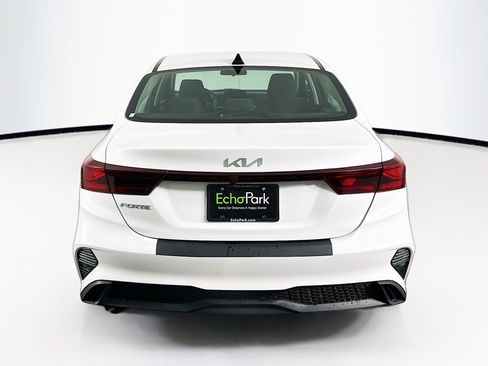 Used 2024 Kia Forte LXS image 7