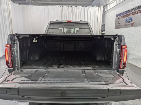Used 2024 Ford F150 Platinum image 9
