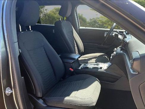Certified 2020 Ford Explorer XLT w/ Comfort Package AWD/4WD image 7