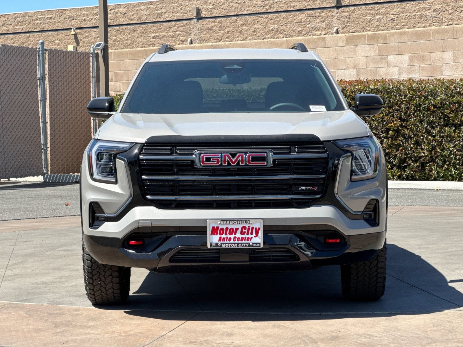 New 2026 GMC Terrain AT4 AWD/4WD image 9