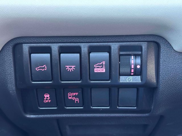 Used 2022 Subaru Ascent Touring AWD/4WD image 18