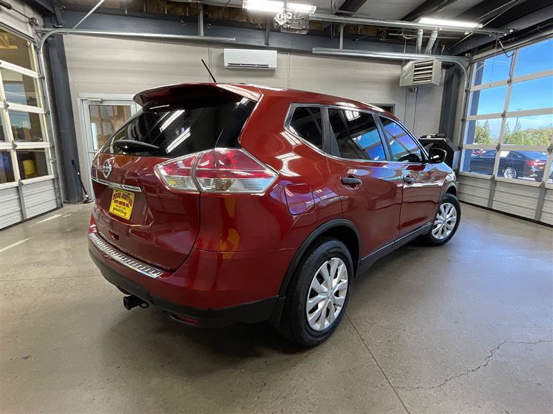 Used 2016 Nissan Rogue S FWD image 5