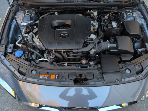 Used 2023 MAZDA MAZDA3 s image 22