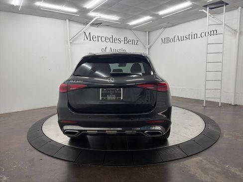 Certified 2026 Mercedes-Benz GLC 300 image 7