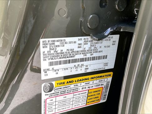 Used 2024 Ford Expedition XLT AWD/4WD image 31