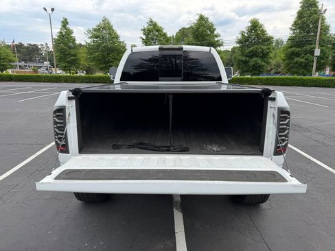 Used 2006 Dodge Ram 2500 Truck SLT AWD/4WD image 9