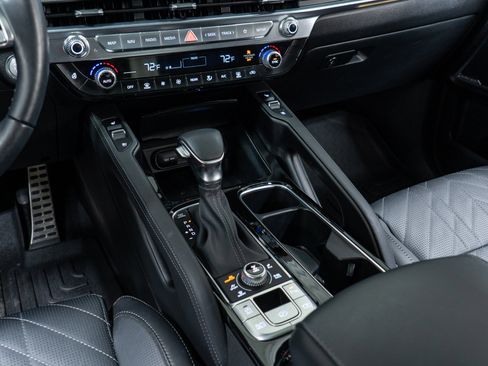 Used 2024 Kia Telluride SX Prestige X-Line image 18