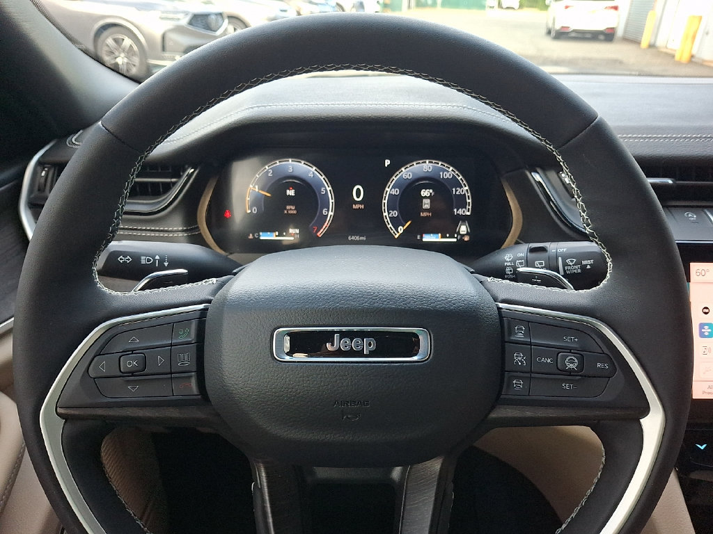 Used 2026 Jeep Grand Cherokee Limited w/ Limited Altitude Package AWD/4WD image 20