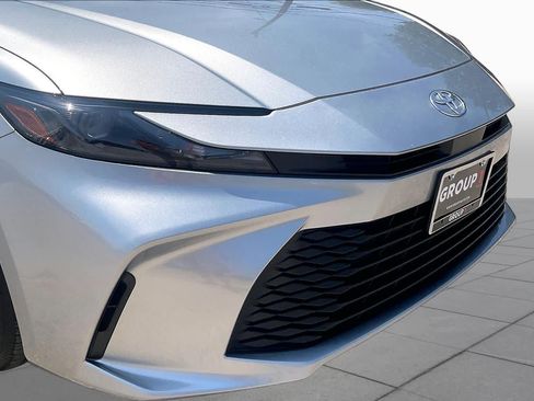 Used 2026 Toyota Camry LE w/ Convenience Package FWD image 29