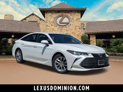 Used 2022 Toyota Avalon XLE