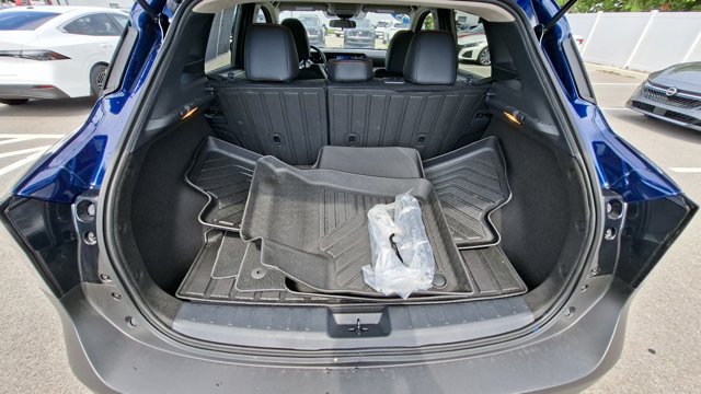 Certified 2025 Nissan Kicks SR FWD image 21