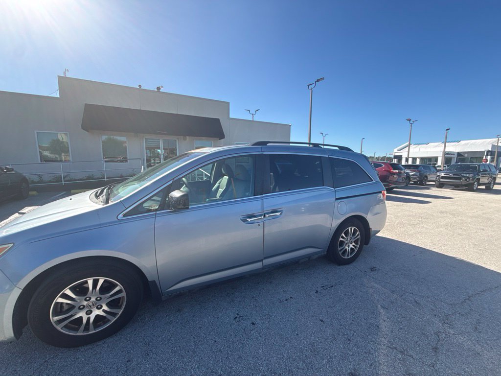 Used 2011 Honda Odyssey EX-L image 3