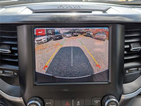 Used 2024 RAM 2500 Big Horn image 27