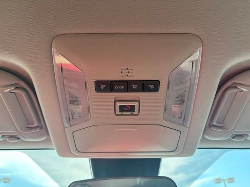 Certified 2025 Toyota RAV4 XLE AWD/4WD image 24