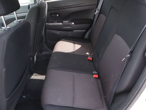 Used 2019 Mitsubishi Outlander Sport SE FWD image 21