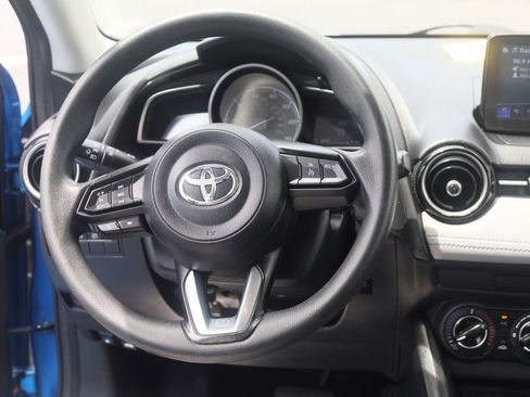 Used 2020 Toyota Yaris LE FWD image 24