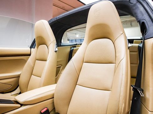 Used 2017 Porsche 911 Targa 4S image 5