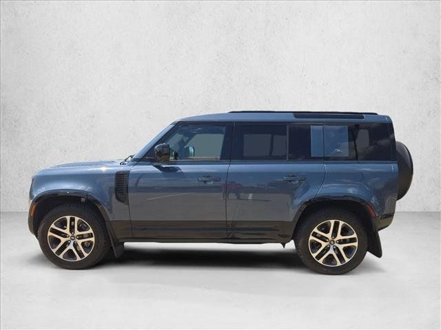 Used 2024 Land Rover Defender 110 X-Dynamic SE AWD/4WD image 8