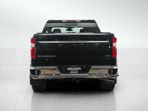 Used 2019 Chevrolet Silverado 1500 LTZ w/ LTZ Premium Package AWD/4WD image 4