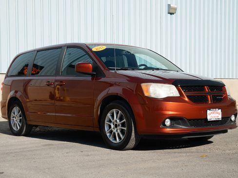 Used 2012 Dodge Grand Caravan R/T w/ Driver Convenience Group image 5