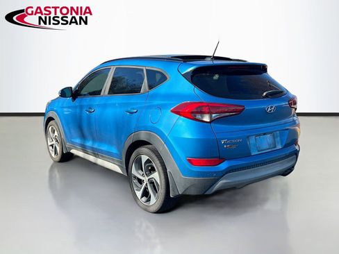 Used 2017 Hyundai Tucson Value w/ Cargo Package image 6