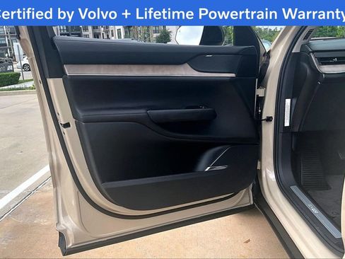 Used 2025 Volvo EX90 Plus AWD/4WD image 23