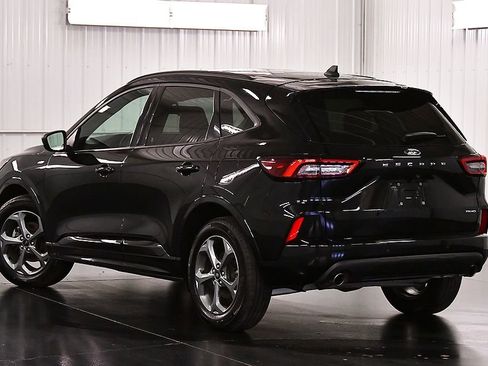 Used 2023 Ford Escape ST-Line image 5