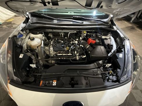 Used 2021 Ford Escape SE FWD image 17