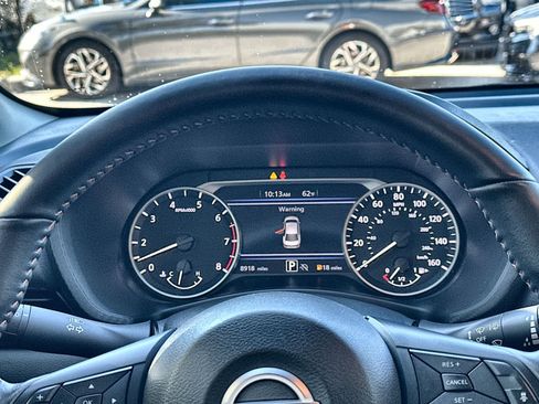 Used 2024 Nissan Sentra SR w/ SR Premium Package image 18