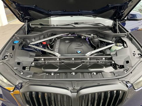 New 2026 BMW X5 xDrive40i AWD/4WD image 16