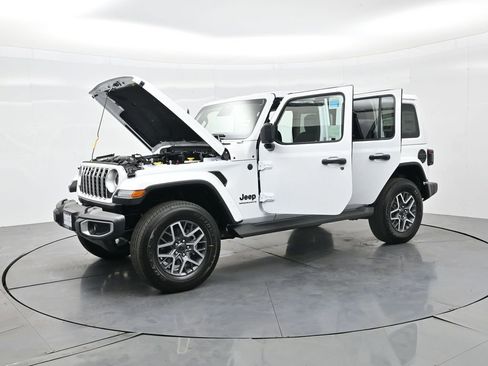 New 2026 Jeep Wrangler Sahara image 33