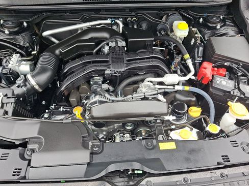 Certified 2025 Subaru Crosstrek 2.5i Limited image 27