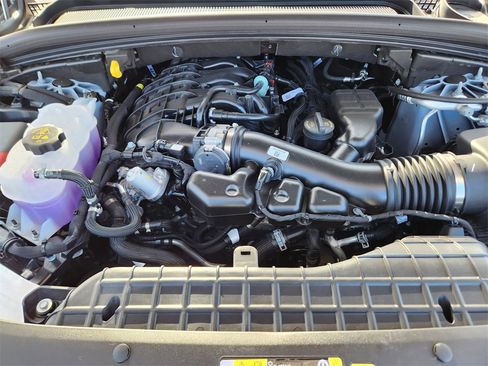 New 2025 Jeep Grand Cherokee Laredo w/ MOPAR Finishing Package image 20