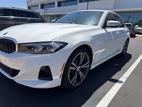 Used 2024 BMW 330i Sedan w/ Convenience Package RWD image 3