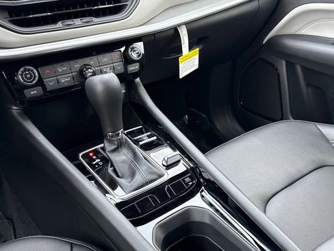 New 2026 Jeep Compass Limited image 13