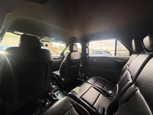 Used 2021 Ford Explorer 4WD Police Interceptor image 14