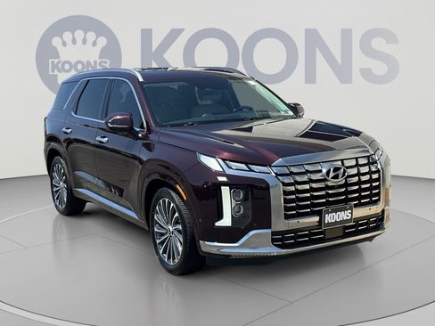 Used 2024 Hyundai Palisade Calligraphy AWD/4WD image 2