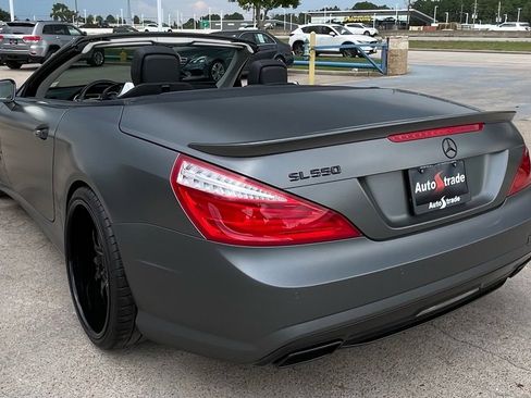 Used 2015 Mercedes-Benz SL 550 image 7