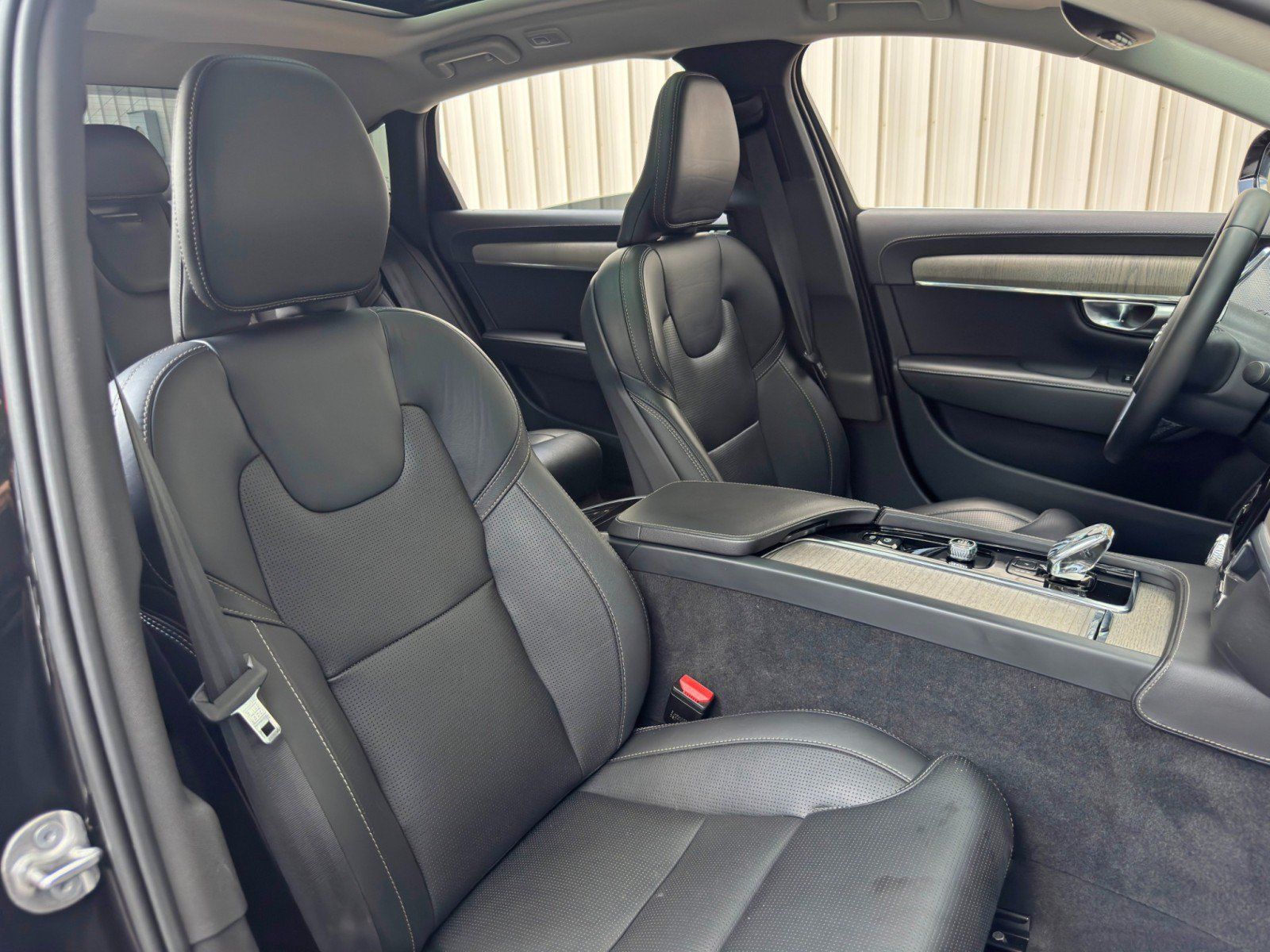 Used 2023 Volvo S90 B6 Ultimate w/ Lounge Package AWD/4WD image 33