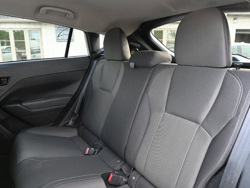 Used 2024 Subaru Crosstrek 2.0i AWD/4WD image 18