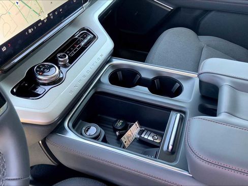 New 2025 Ford Expedition Max Active RWD image 7