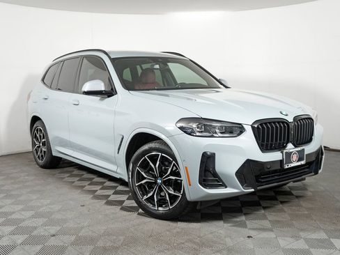 Used 2024 BMW X3 xDrive30i w/ M Sport Package AWD/4WD image 9