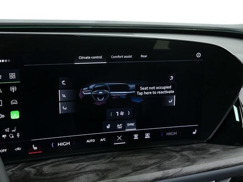 Certified 2025 Audi Q5 Premium w/ Convenience Package image 16