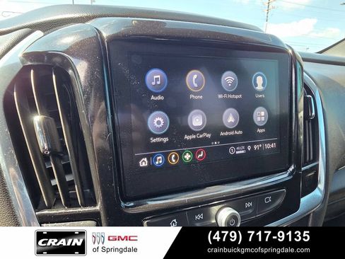 Used 2023 Chevrolet Traverse LT FWD image 17